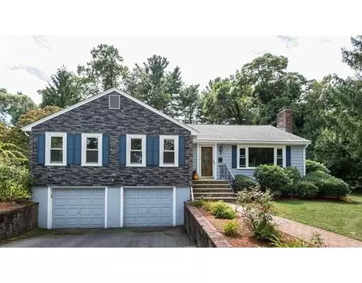 18 Bishops Lane, Lynnfield, MA 01940