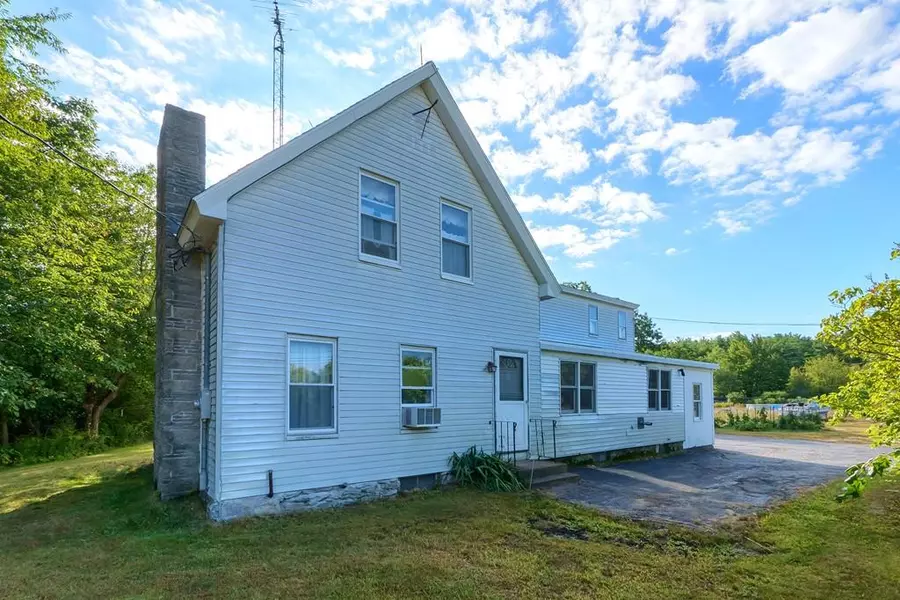 1193 West Road, Ashby, MA 01431