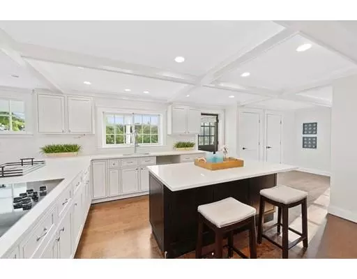 Swampscott, MA 01907,120 Puritan Rd