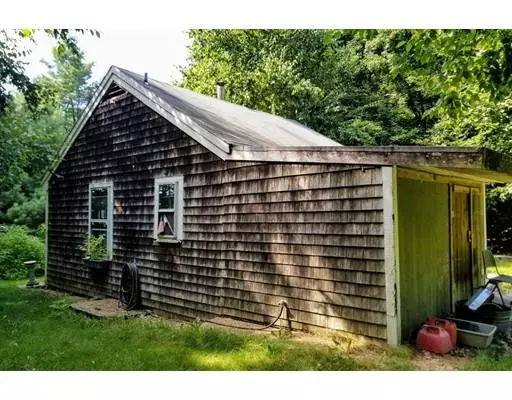 Lakeville, MA 02347,128 Hemlocks