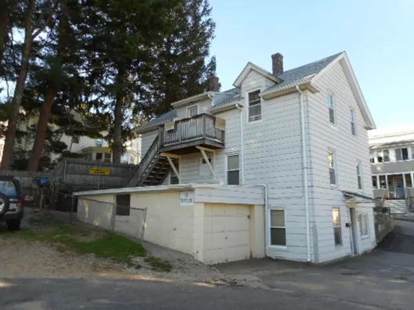 Spencer, MA 01562,61 Mechanic St