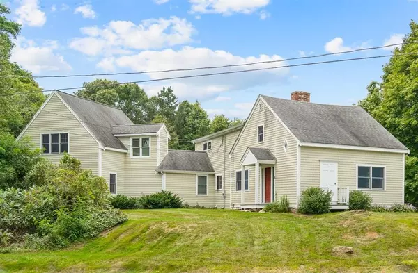 81 Old Plymouth Rd, Bourne, MA 02562