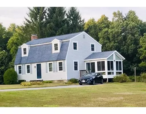 5 Bernard Rd, Dracut, MA 01826