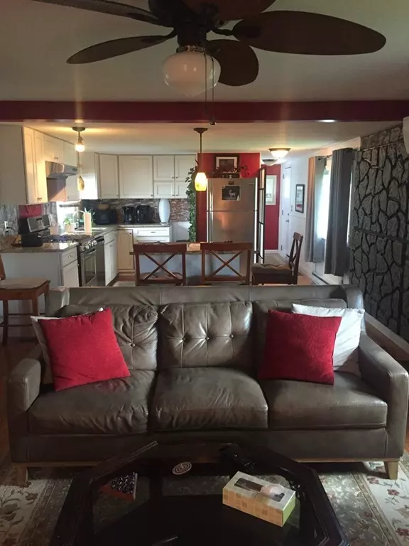 31 Sunset Lane, Plainville, MA 02762