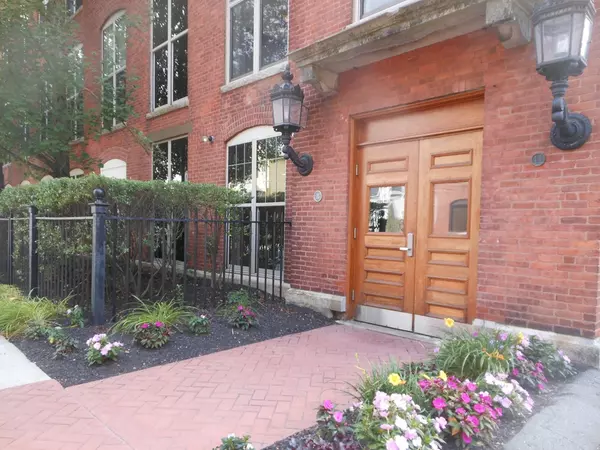 11 Lake Street #122, Wakefield, MA 01880