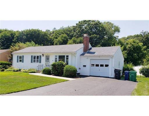 127 Covington Dr, Warwick, RI 02886