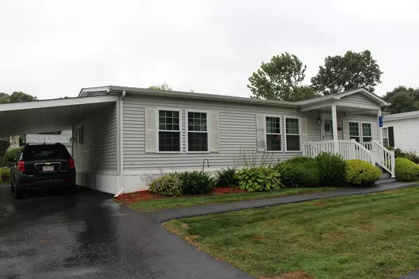 Taunton, MA 02780,50 Highland Street #210