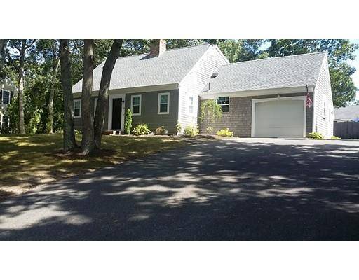 20 Trophy Ln, Yarmouth, MA 02675