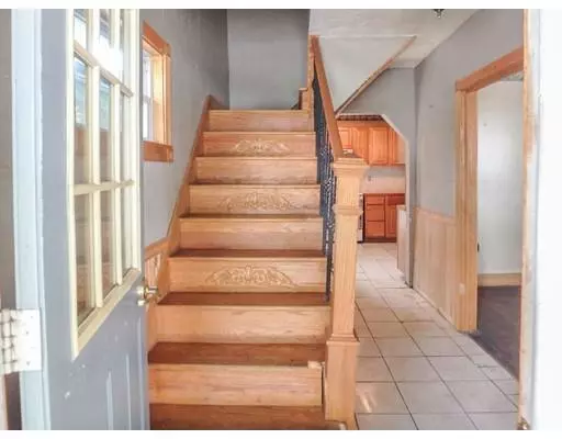 Attleboro, MA 02703,39 Allen Ave