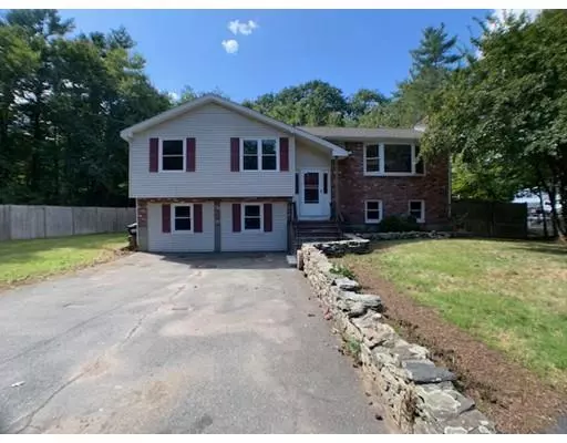 121 Taunton Ave, Norton, MA 02766