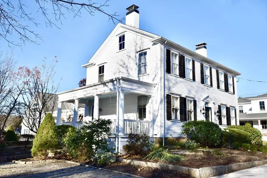 25 North St., Mattapoisett, MA 02739