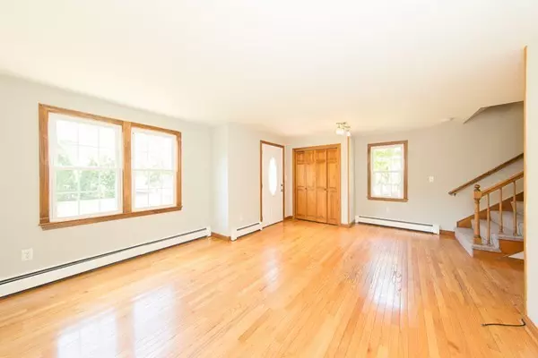 Plainville, MA 02762,449 A South Street #449 A