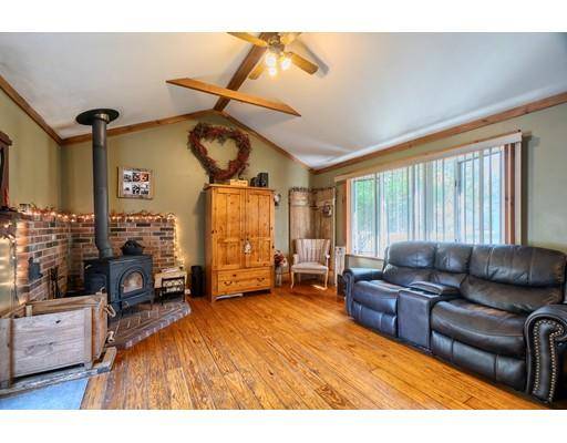 Athol, MA 01331,82 Silver Lake St