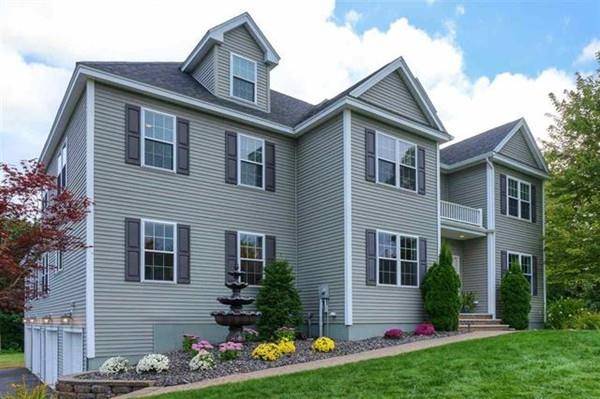 30 Ryan Farm Rd, Windham, NH 03087
