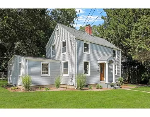 102 Poplar Ave, West Springfield, MA 01089