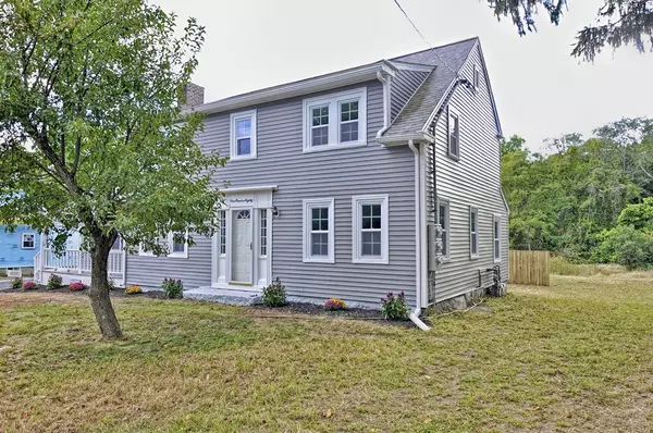 Holliston, MA 01746,180 Concord St #1