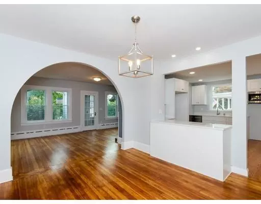 89 Burkeside Av, Brockton, MA 02301