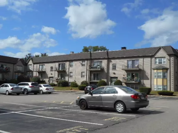 Brockton, MA 02301,502 Oak St #12