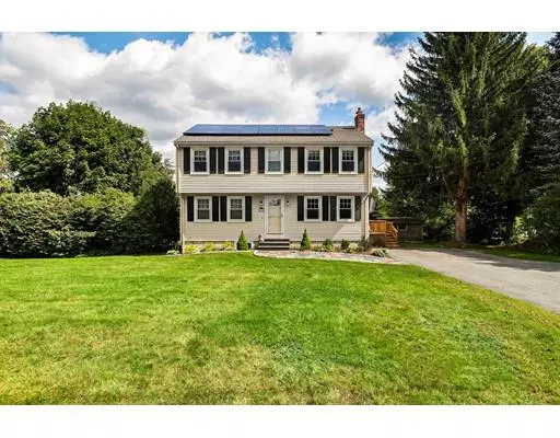 274 Blackstone St, Blackstone, MA 01504