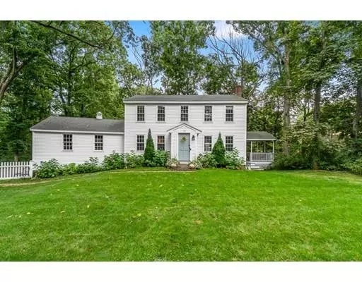 137 Orchard St, Newbury, MA 01922