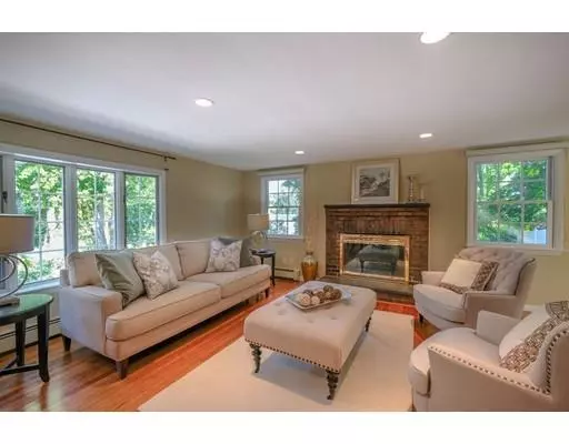 Wayland, MA 01778,78 Riverview Cir