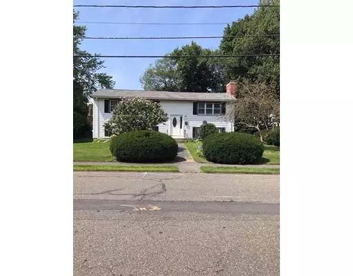 8 Worcester Road, Peabody, MA 01960