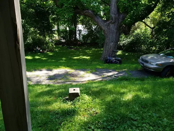 Northbridge, MA 01588,71-77 Fletcher