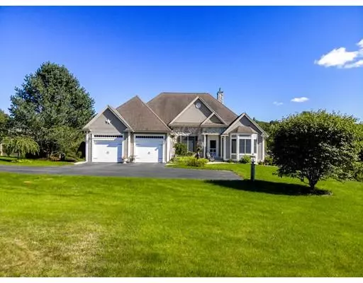 12 Deer Run Dr, Westford, MA 01886