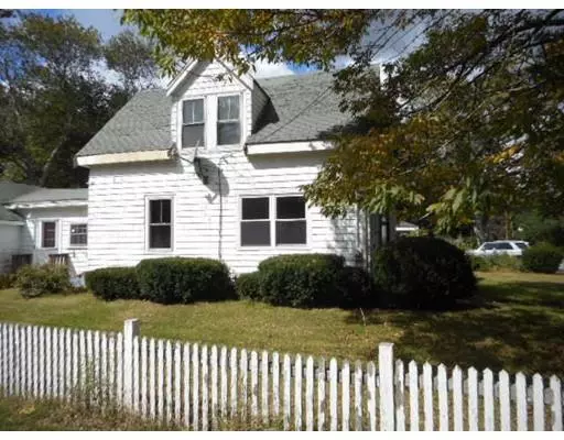 318 Pleasant St, Hanson, MA 02341