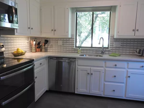 Lincoln, MA 01773,361 Hemlock Cir #361