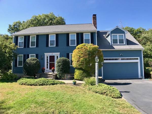 29 Cedar Farm Rd, Medway, MA 02053