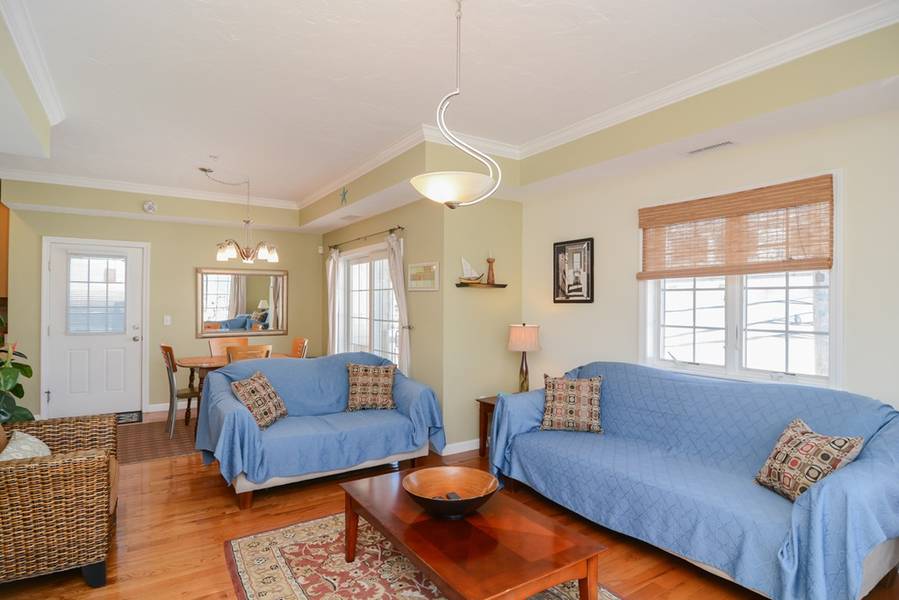 7 F Street #3, Hampton, NH 03842