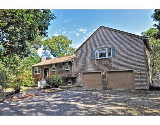 19 Orchard St, Berkley, MA 02779