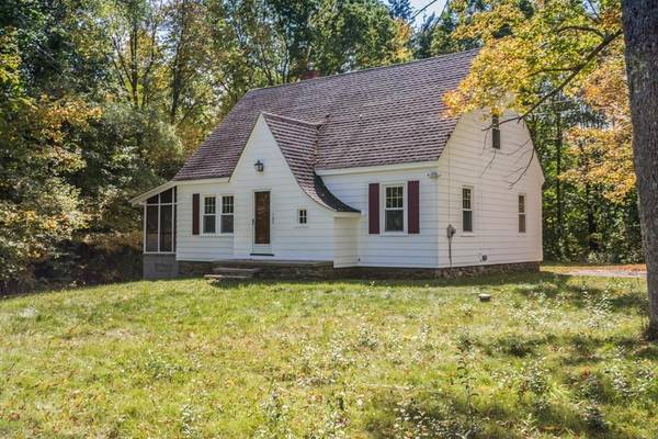 162 Leadmine Rd, Sturbridge, MA 01518