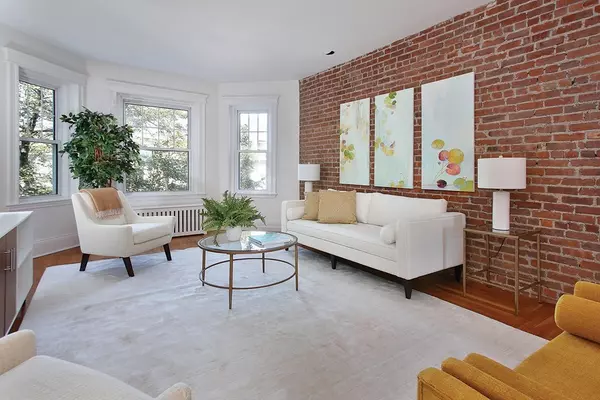 Brookline, MA 02446,82 Browne St #3