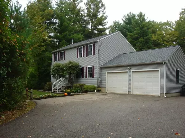 483 Alpine Dr, Southbridge, MA 01550
