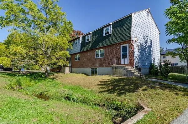 45-47 Bicknell, Methuen, MA 01844