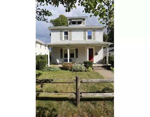 28 Portland St, Holyoke, MA 01040