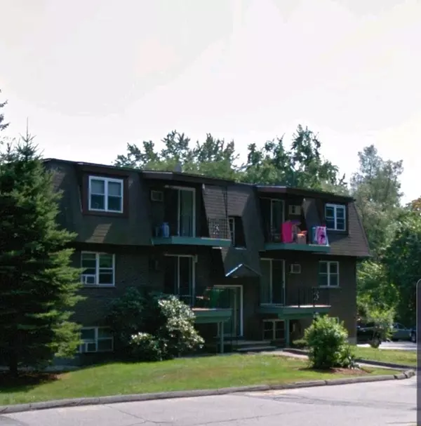 700 Robbins Ave #19, Dracut, MA 01826