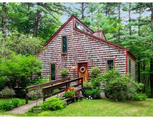 27 Rocky Pond Rd, Princeton, MA 01541