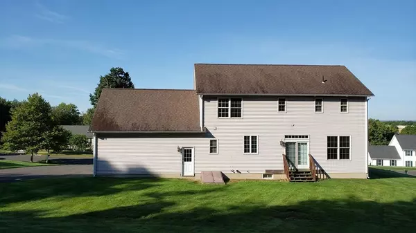 East Longmeadow, MA 01028,202 Canterbury Cir