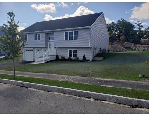 8 Manuel Dr, Peabody, MA 01960