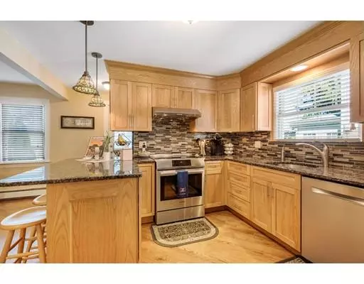 Melrose, MA 02176,52 School St