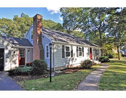 69 Anawan Rd, North Attleboro, MA 02760