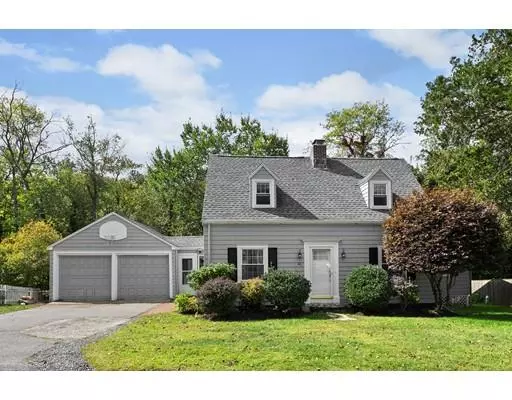 Lynnfield, MA 01940,41 Canterbury Road