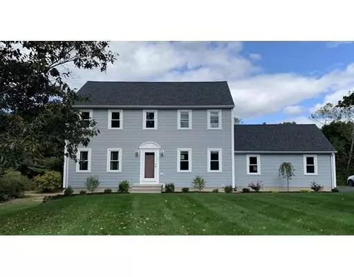 7 Magnolia Dr #7, Westford, MA 01886