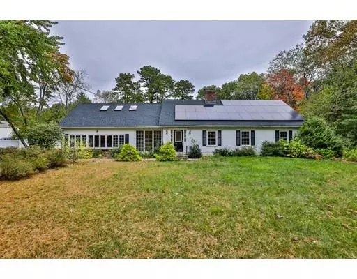 51 Lancaster Road, Clinton, MA 01510