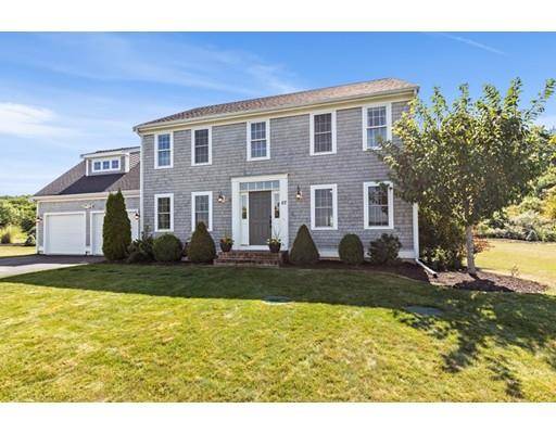 82 Crimson Harvest Drive, Kingston, MA 02364