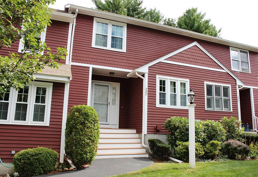 223 Laurelwood Dr #223, Hopedale, MA 01747