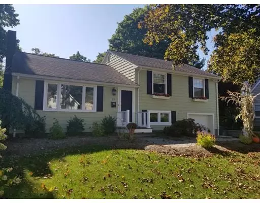 23 Leonard St, Foxboro, MA 02035